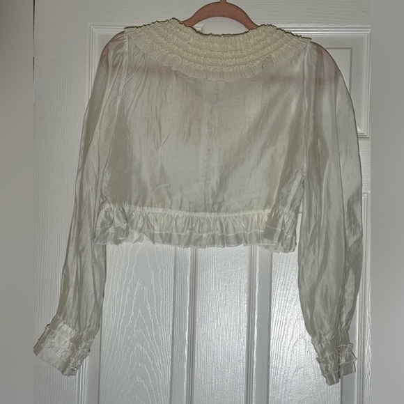 Cream Ruffled Cropped Blouse - Picture 3 of 4